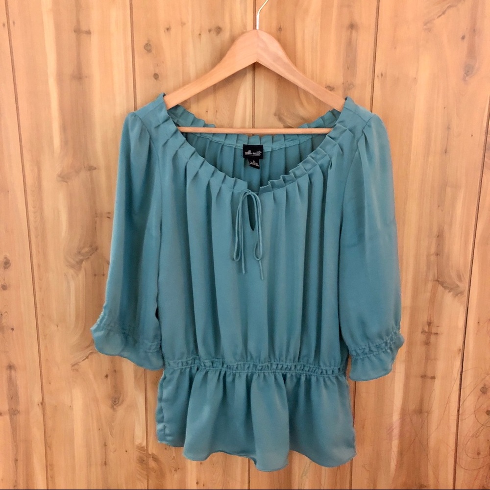 3 for $20 Peasant top EUC